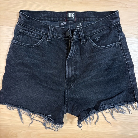 BDG UO Dark Gray Jean Shorts Frayed Hem High‑Rise Denim Women’s Size 28 - Picture 8 of 15